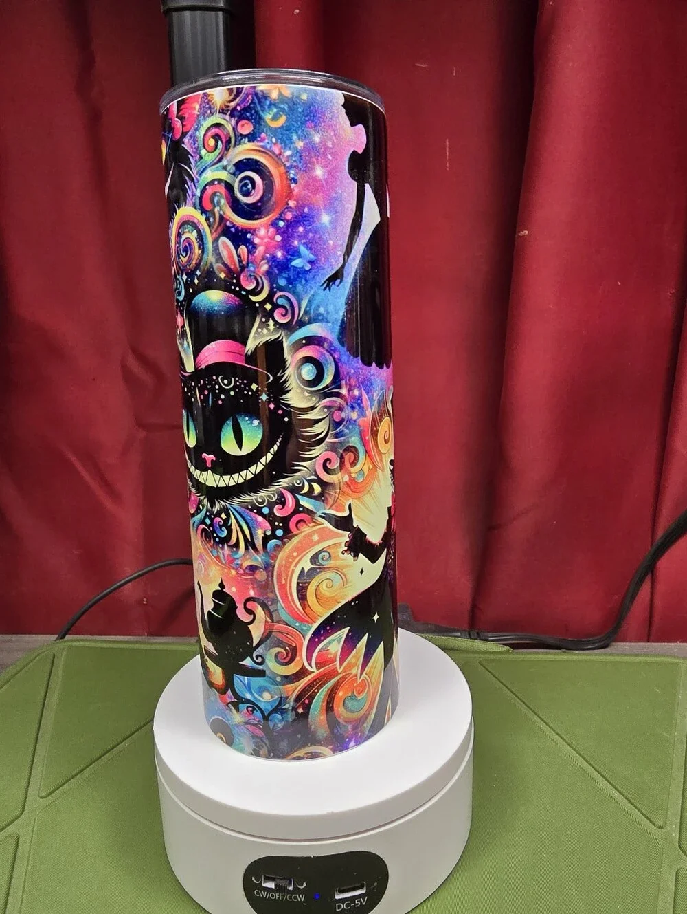 Alice In Wonderland Hogg Brand Tumbler 25oz